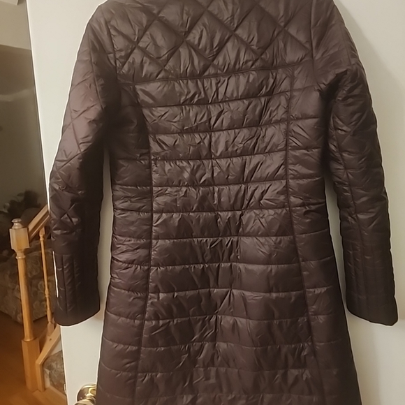 Patagonia Winter Coat - Picture 5 of 13